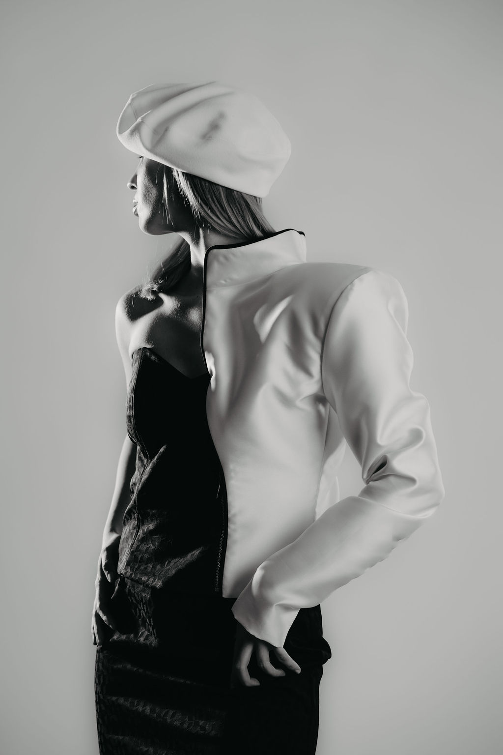 ASIMETRIČNI DODATAK OD BROKATA TYCHE MODULA 5 ASIMETRIČNI DODATAK OD BROKATA TYCHE MODULA - Image 5